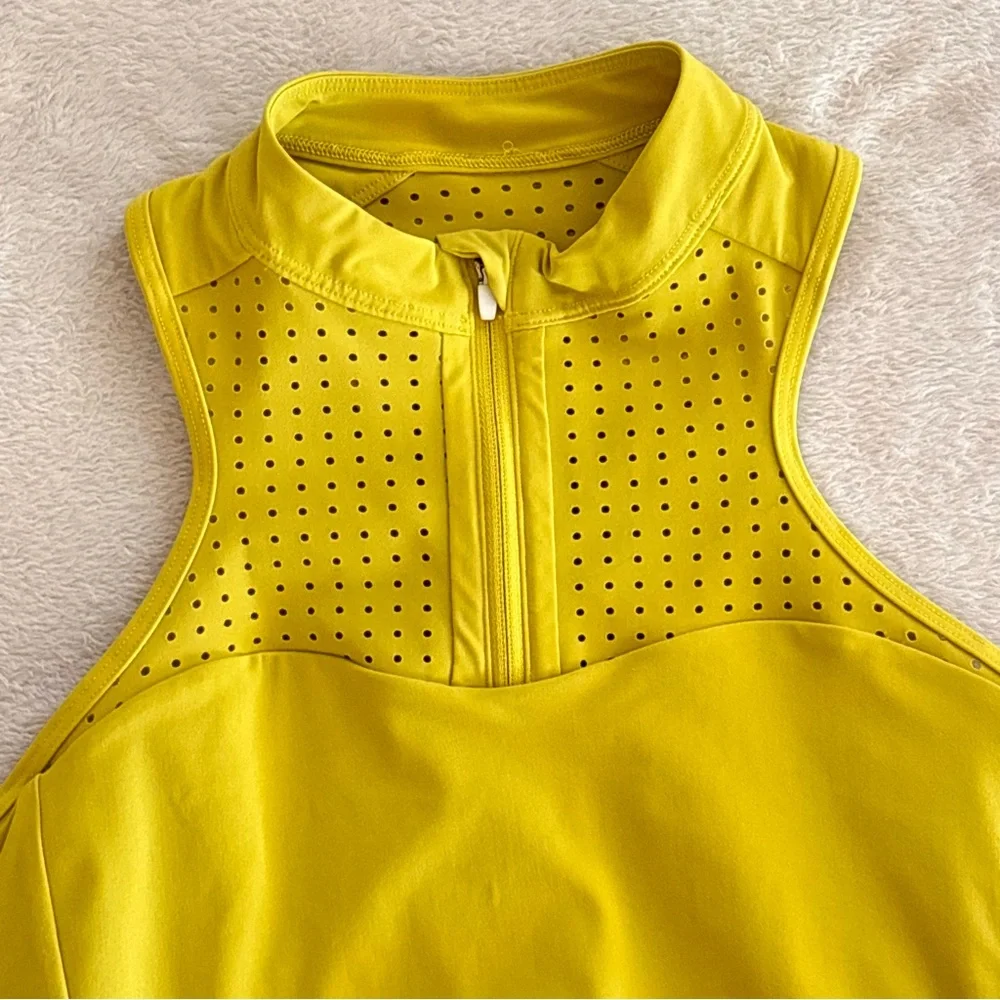 Lululemon Unleash Strength Sports Bra *Medium Support Yellow Serpentine Size 6